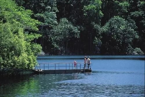 Chambers Wildlife Rainforest Lodges Lake Eacham Australie